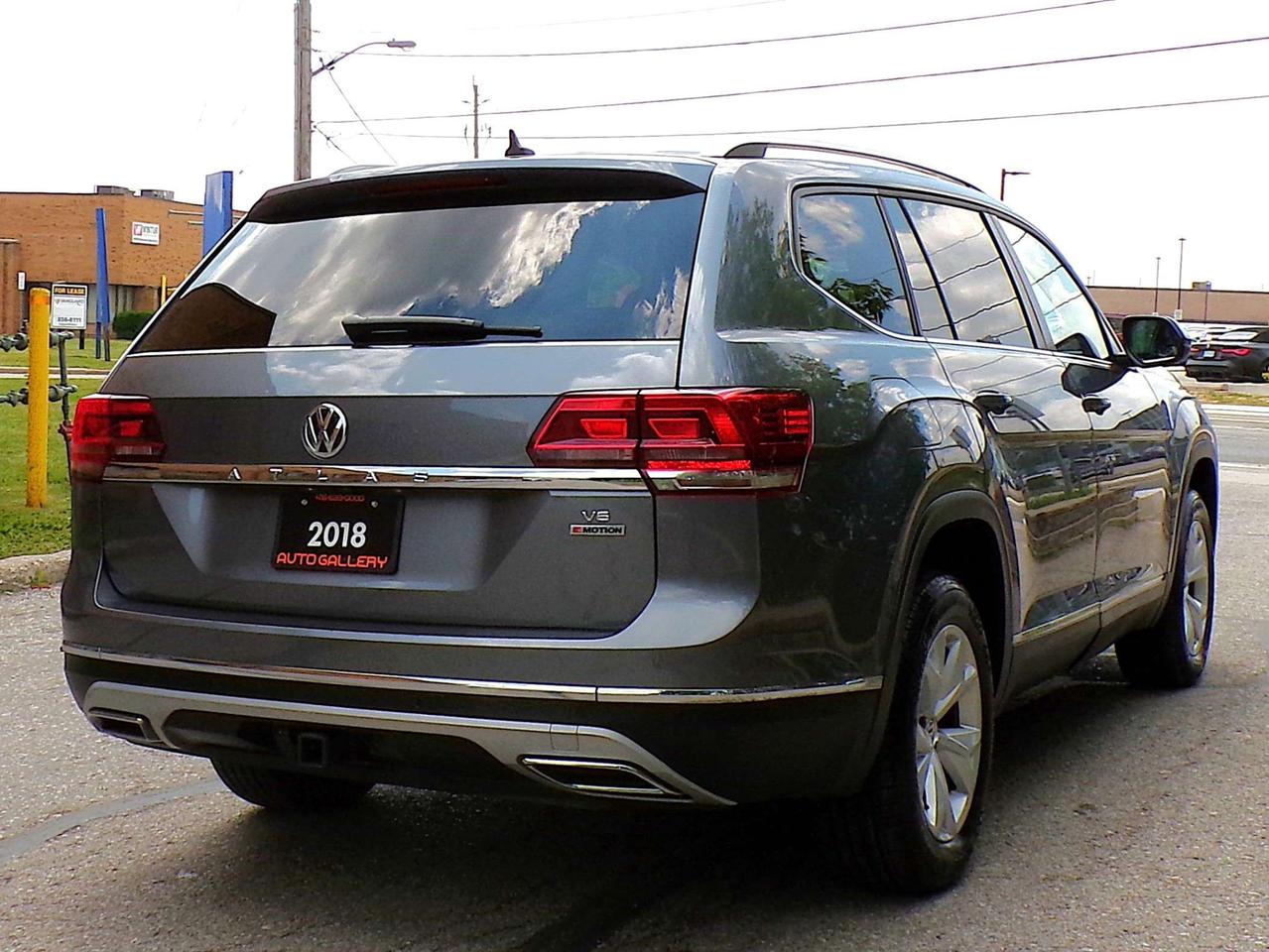 2018 Volkswagen Atlas HIGHLINE FSI 4MOTION BSM RTA NAVI PANO ROOF APPLE CARPLAY Photo