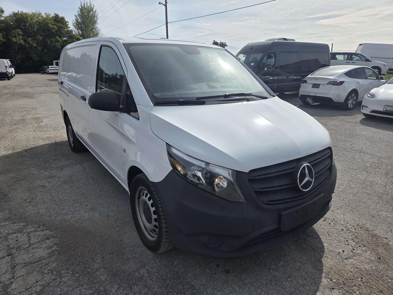 2022 Mercedes-Benz Metris Cargo Van 126 WB Cargo + Ranger Shelves - CCV-967010 Photo2
