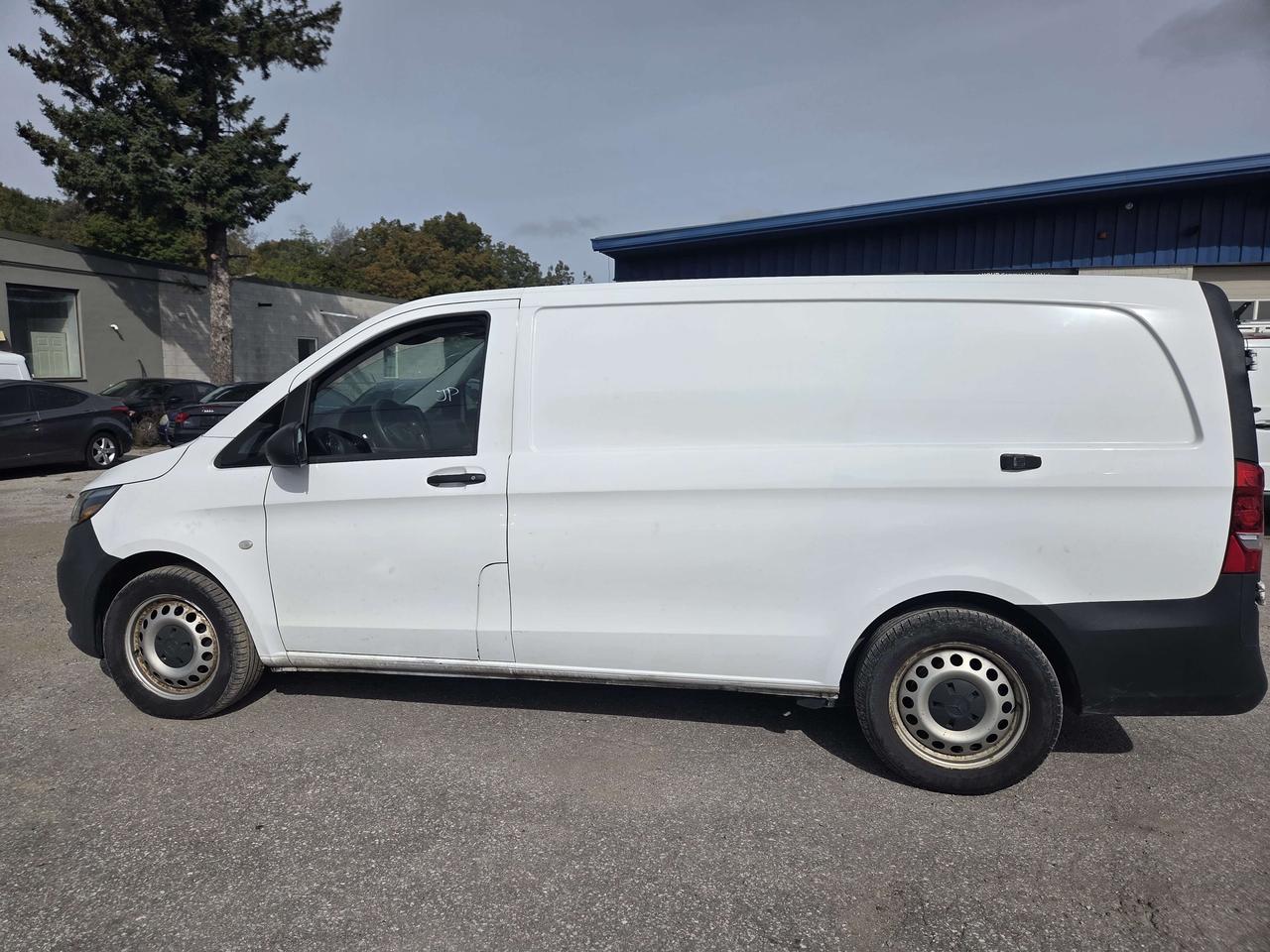 2022 Mercedes-Benz Metris Cargo Van 126 WB Cargo + Ranger Shelves - CCV-967010 Photo1
