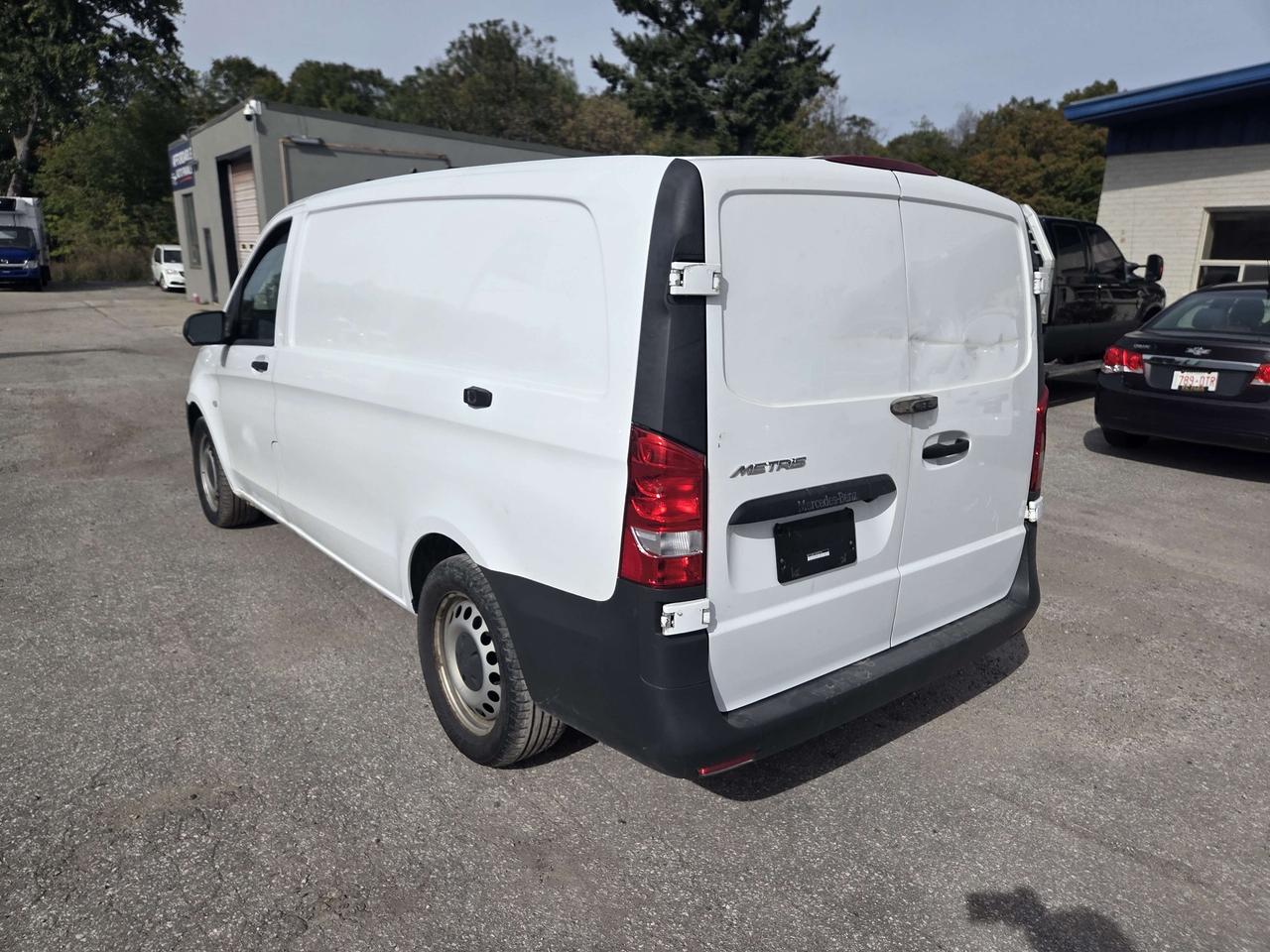 2022 Mercedes-Benz Metris Cargo Van 126 WB Cargo + Ranger Shelves - CCV-967010 Photo
