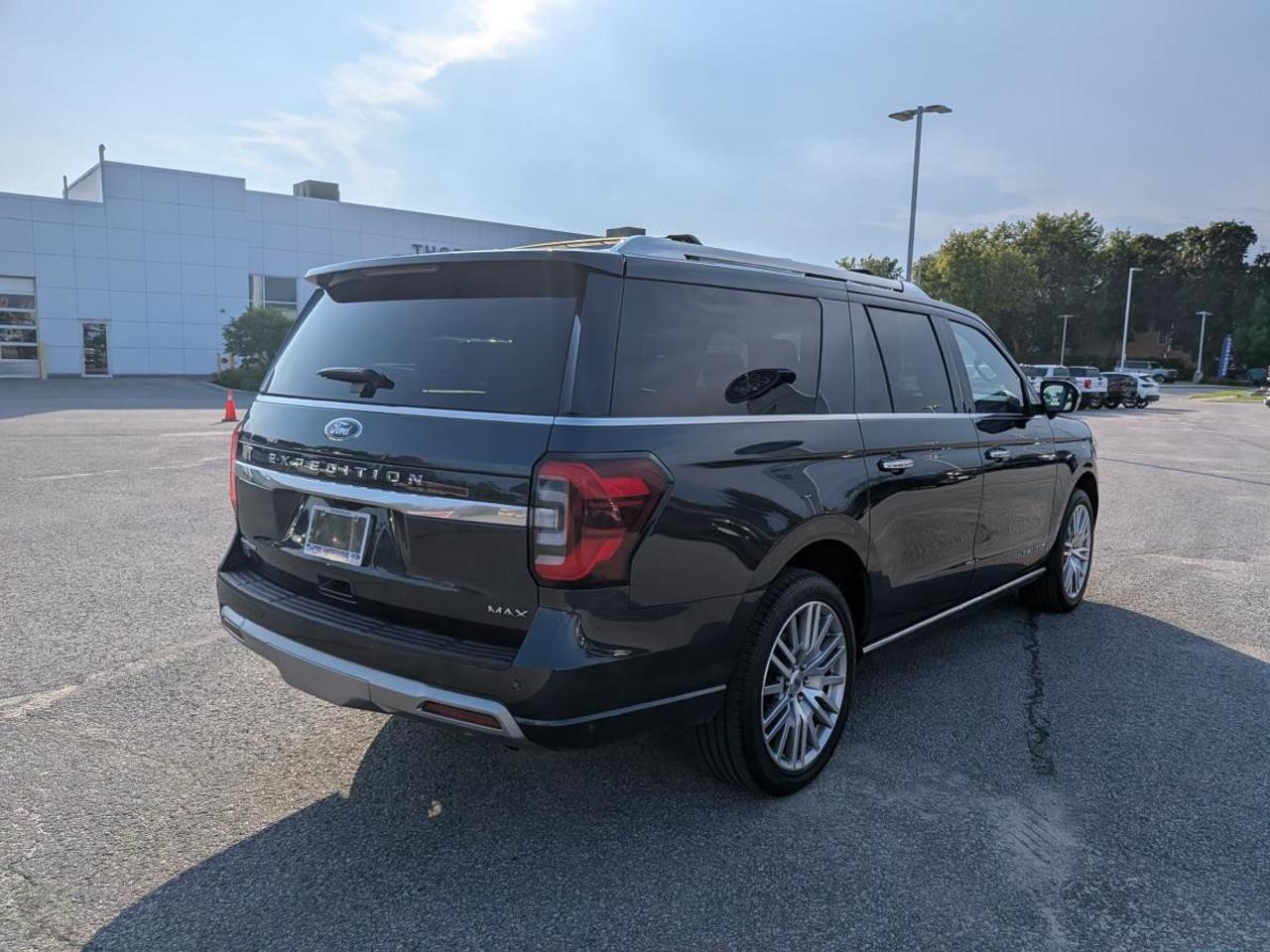 2022 Ford Expedition Platinum Max 4X4 Photo