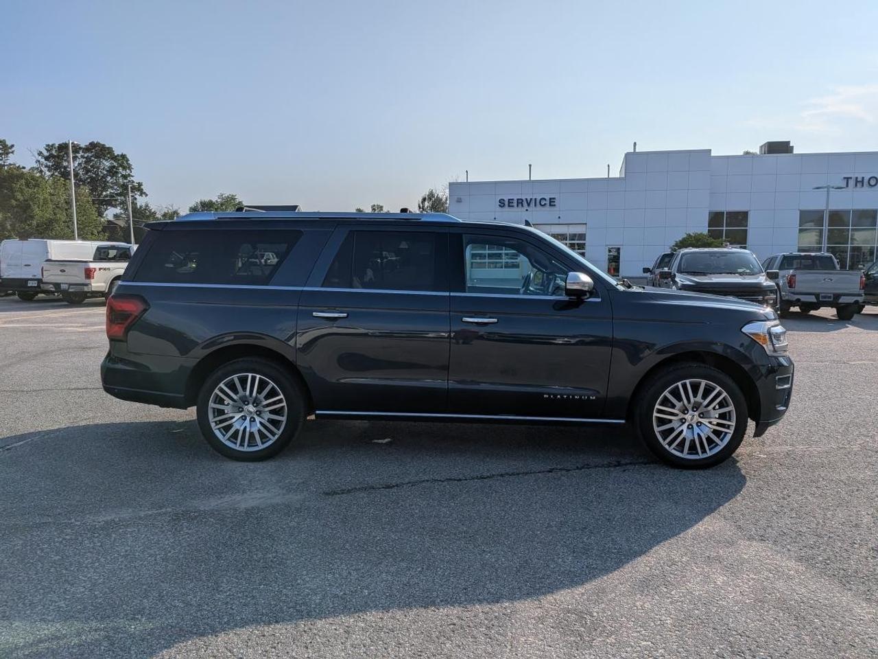 2022 Ford Expedition Platinum Max 4X4 Photo