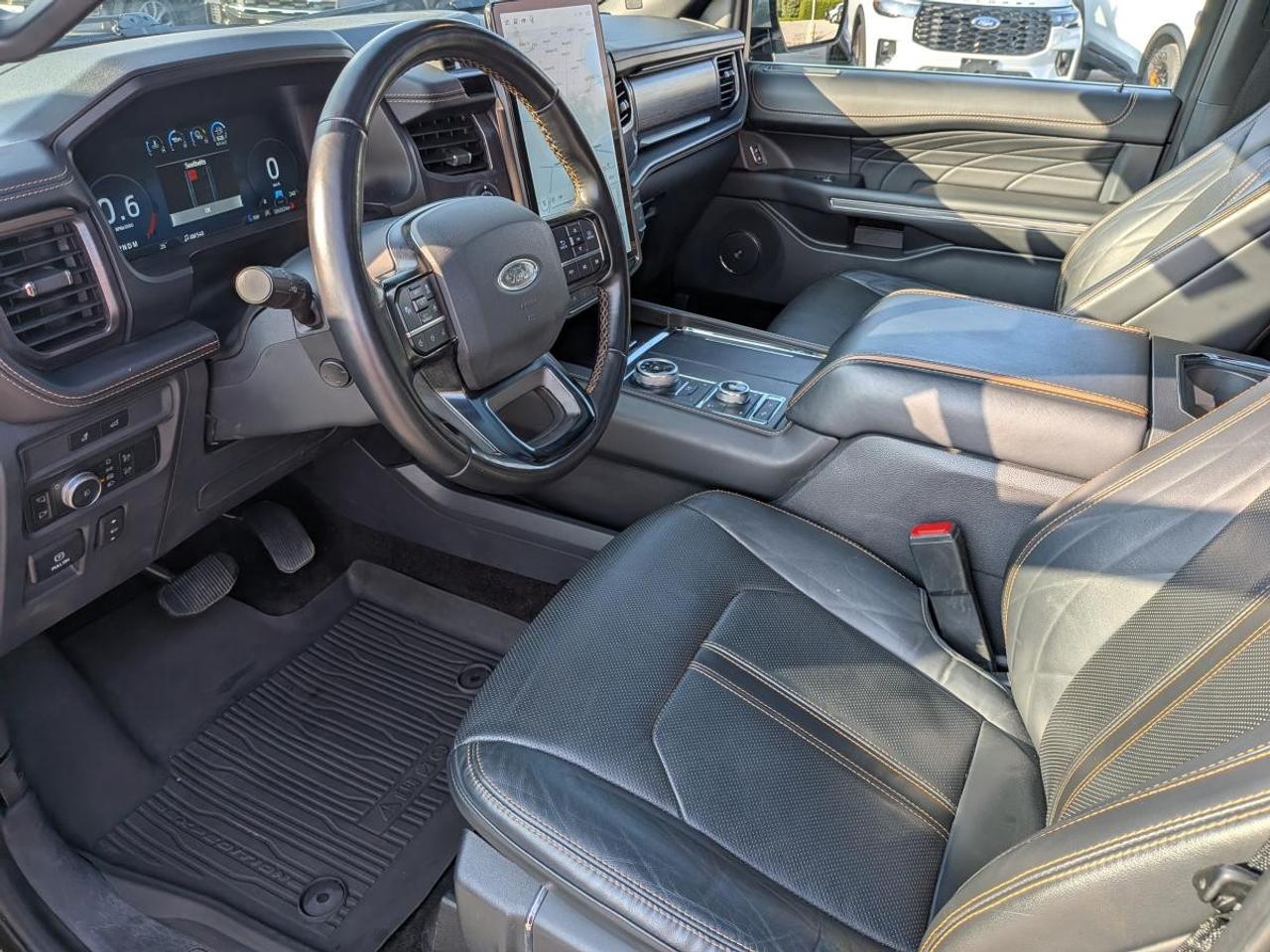 2022 Ford Expedition Platinum Max 4X4 Photo