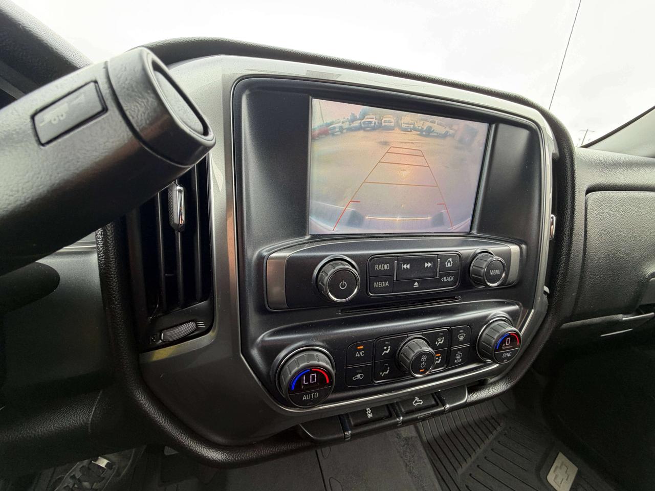 2018 Chevrolet Silverado 1500 LT Photo
