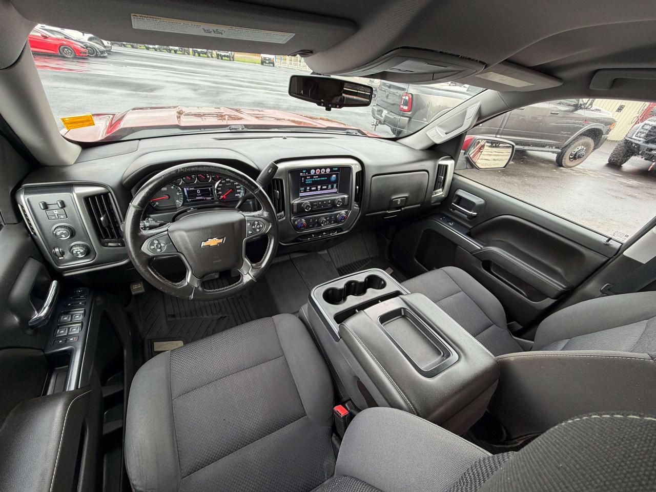 2018 Chevrolet Silverado 1500 LT Photo