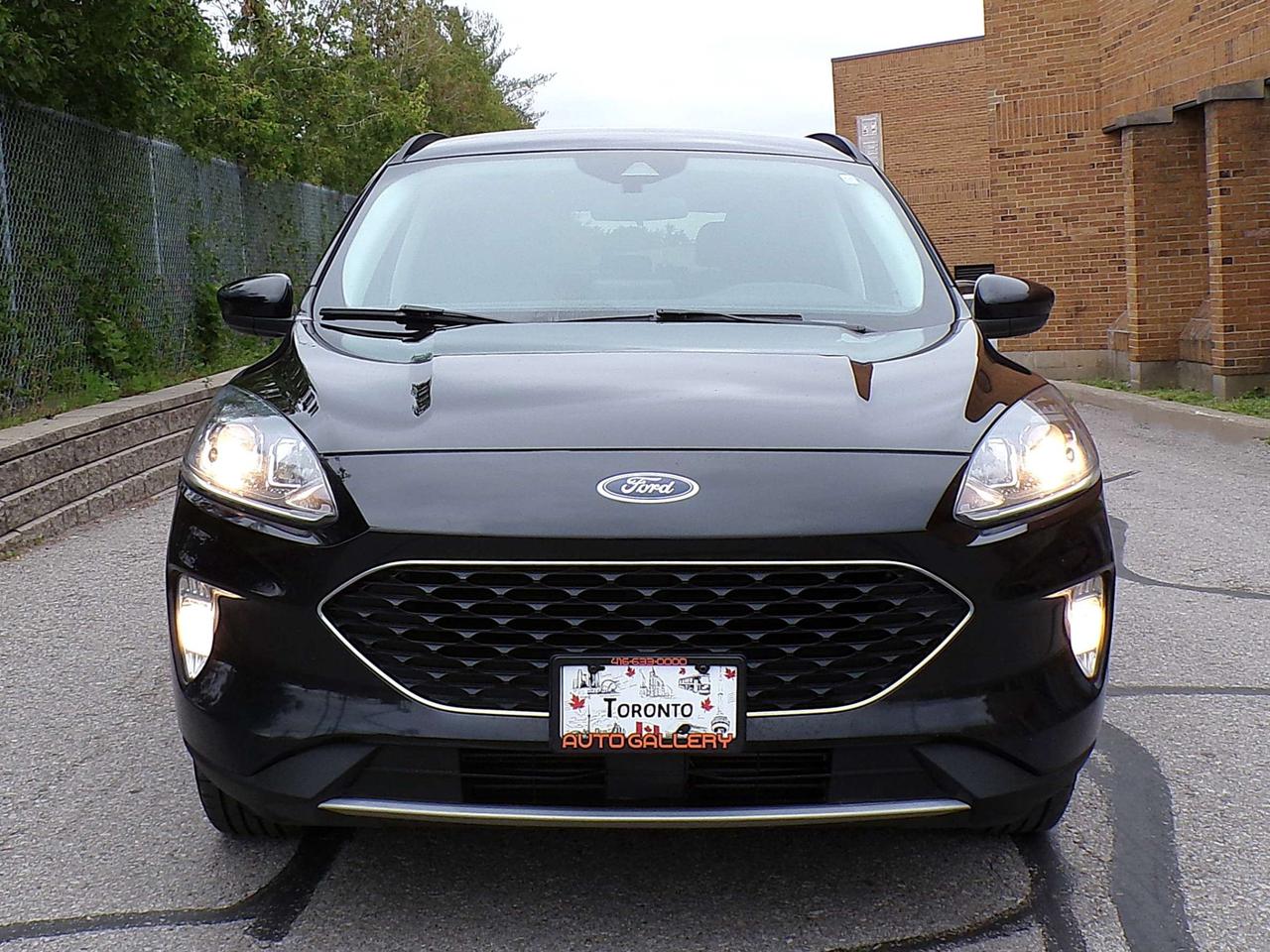 2021 Ford Escape SEL AWD BSM LKA ACC CTA NAVI CAMERA R. START Photo