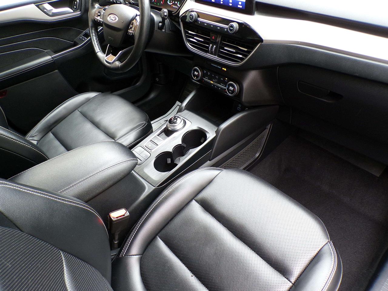 2021 Ford Escape SEL AWD BSM LKA ACC CTA NAVI CAMERA R. START Photo