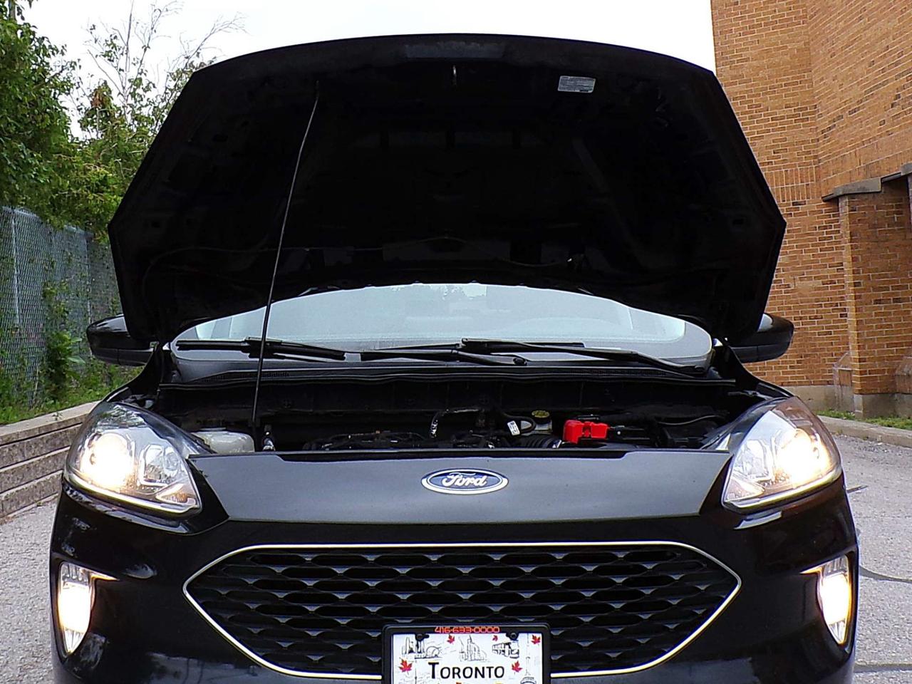 2021 Ford Escape SEL AWD BSM LKA ACC CTA NAVI CAMERA R. START Photo