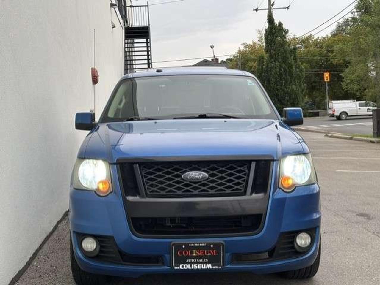 2010 Ford Explorer Sport Trac ADRENALIN V8 4.6L LEATHER-ROOF-NO ACCIDENTS! Photo