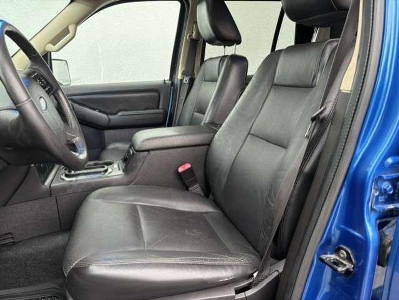 2010 Ford Explorer Sport Trac ADRENALIN V8 4.6L LEATHER-ROOF-NO ACCIDENTS! Photo