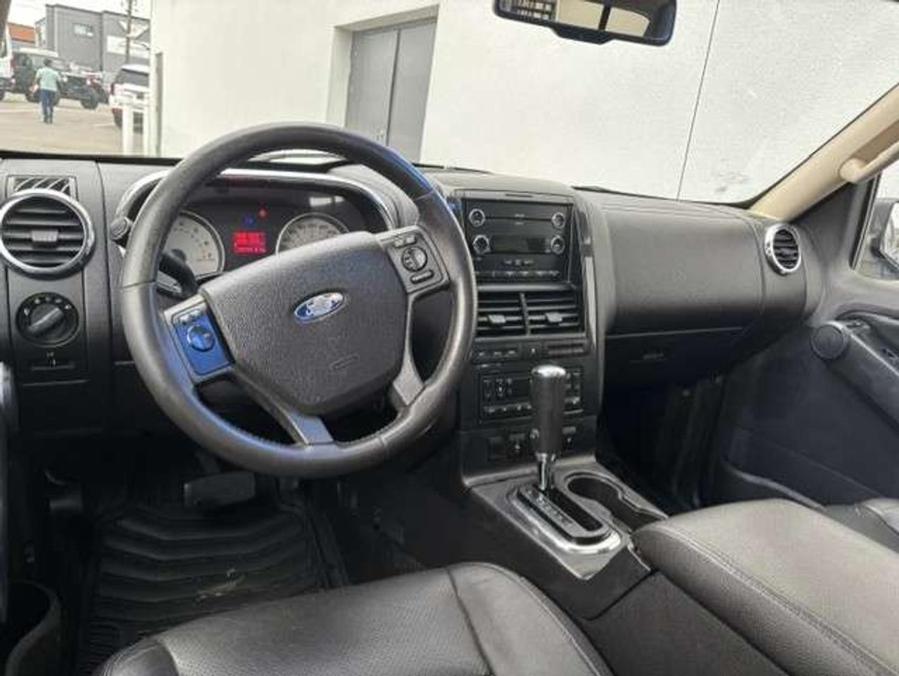 2010 Ford Explorer Sport Trac ADRENALIN V8 4.6L LEATHER-ROOF-NO ACCIDENTS! Photo