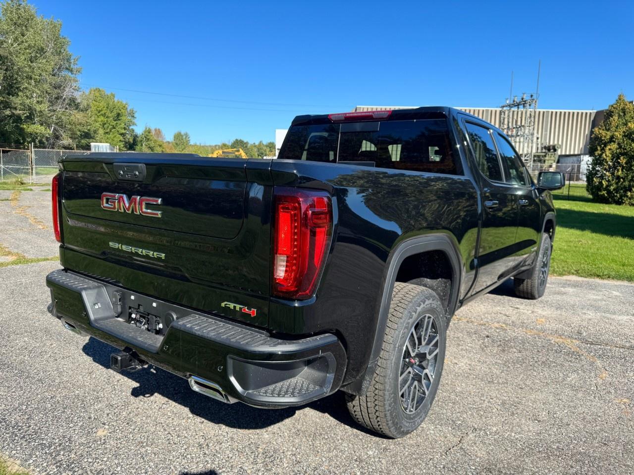 2026 GMC Sierra 1500 Crew Cab Short Box 4-Wheel Drive AT4 Photo