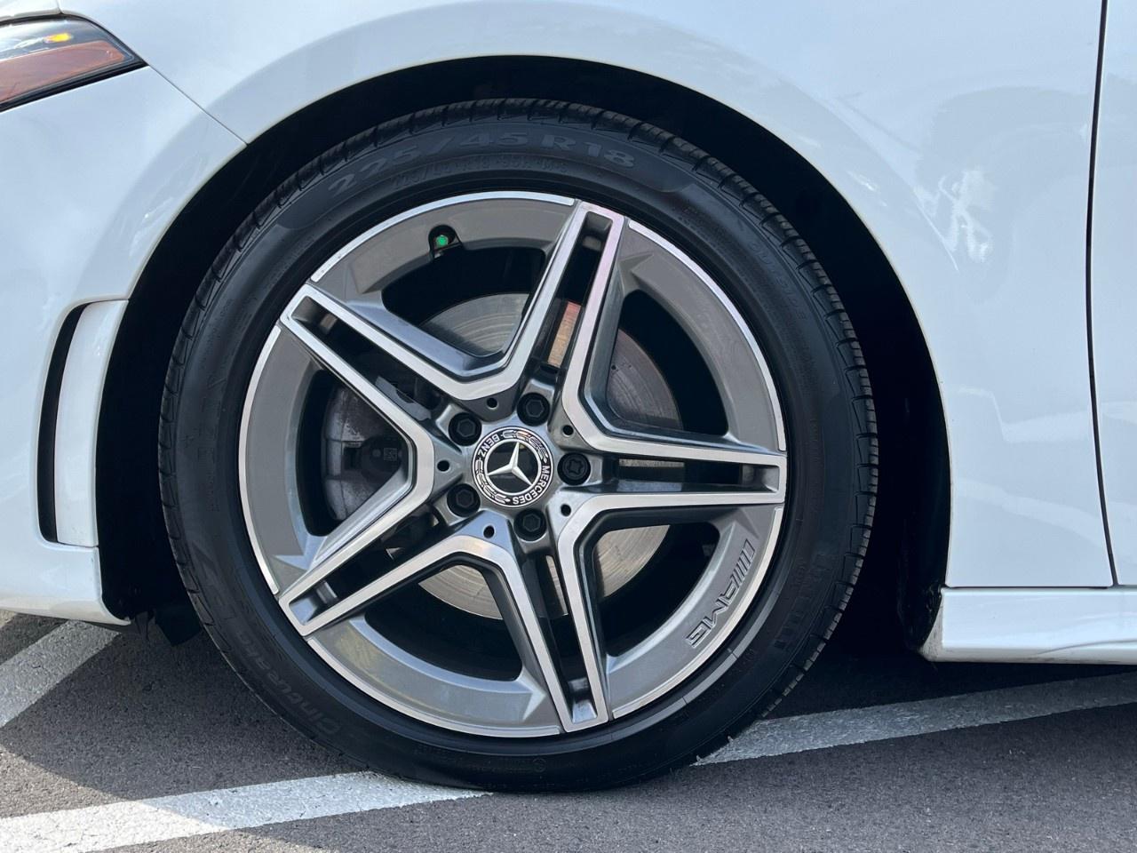2022 Mercedes-Benz A-Class A 220 4MATIC Sedan Photo