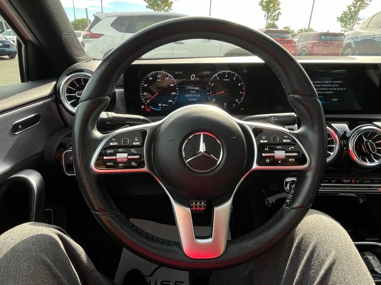 2022 Mercedes-Benz A-Class A 220 4MATIC Sedan Photo