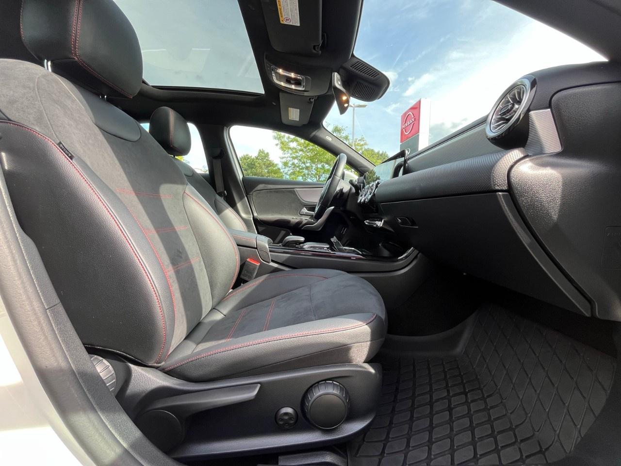 2022 Mercedes-Benz A-Class A 220 4MATIC Sedan Photo