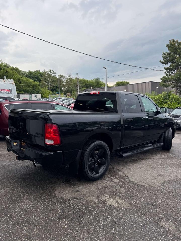 2019 RAM 1500 Express 4x4 Crew Cab 5'7 Box Photo