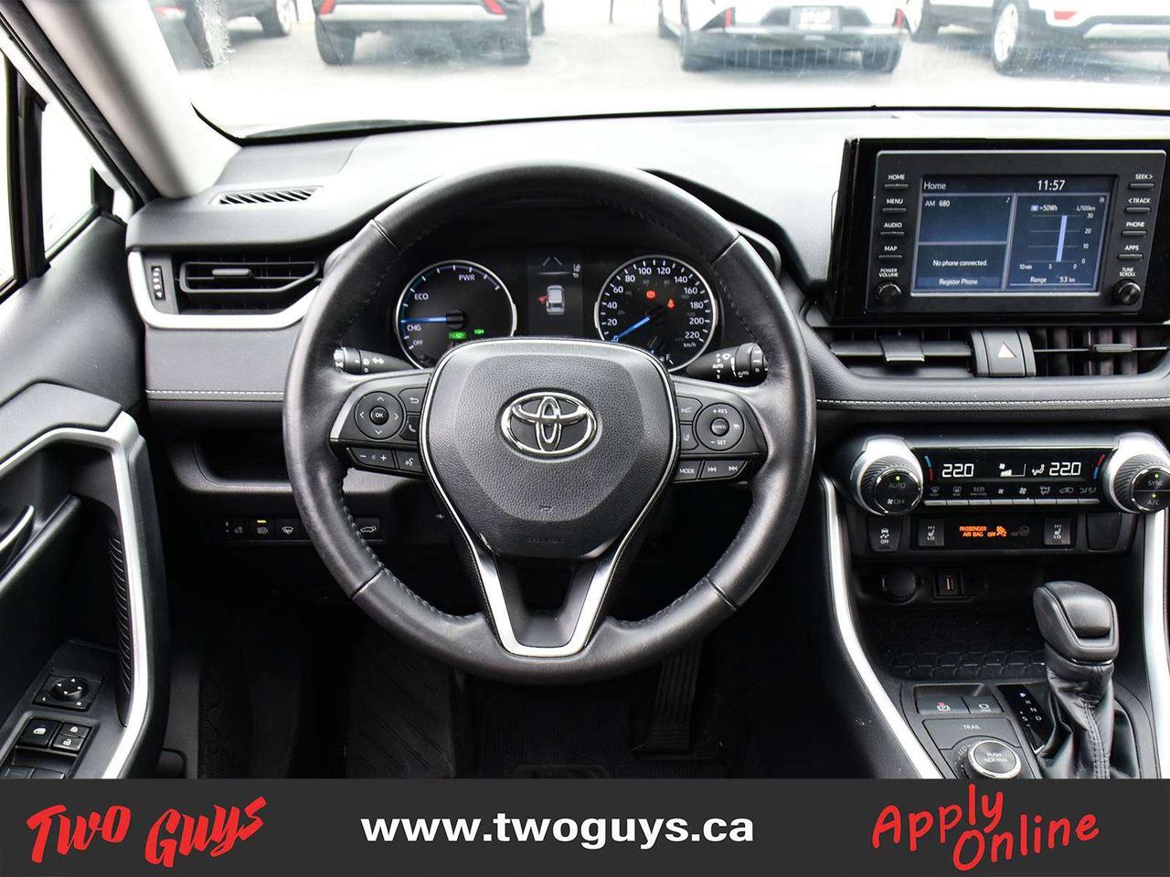 2021 Toyota RAV4 XLE Photo