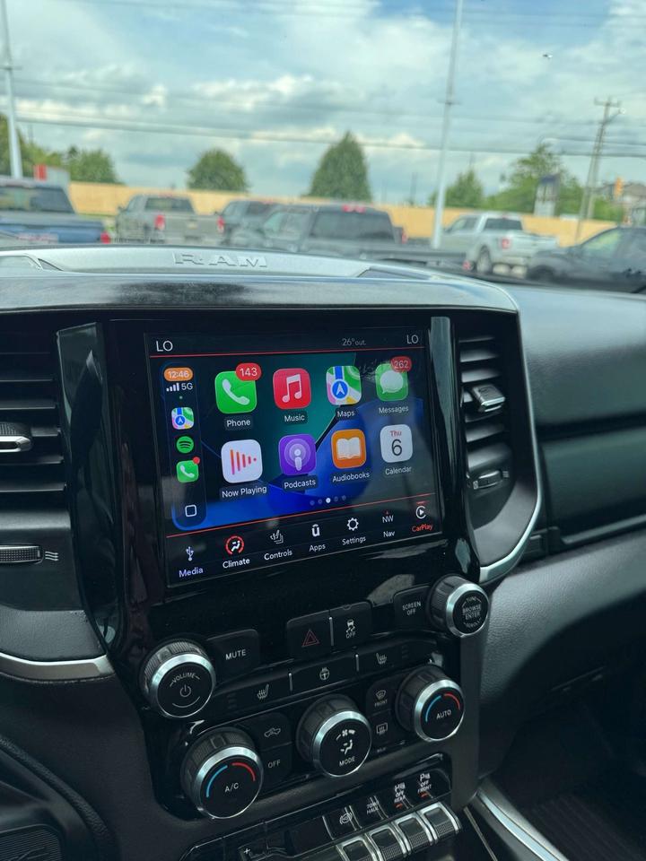 2019 RAM 2500 Big Horn 4x4 Crew Cab 6'4 Box Photo