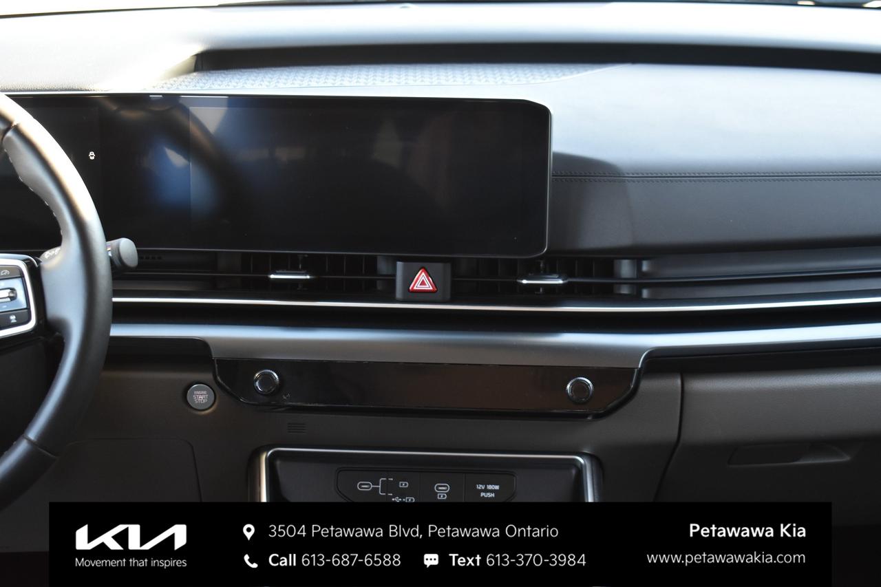 2026 Kia Carnival LX+ Passenger Van Photo