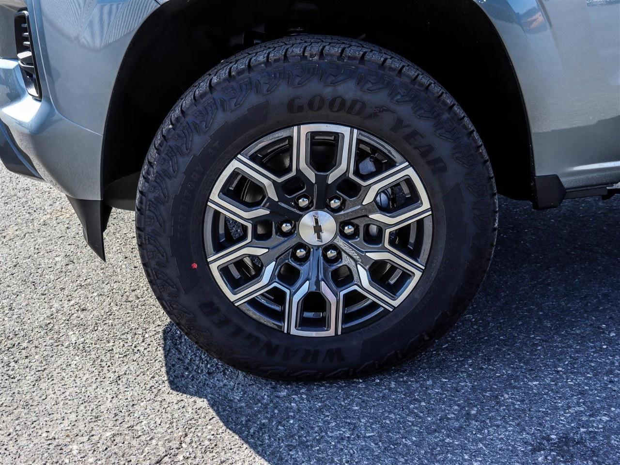 2026 Chevrolet Colorado Crew Cab Short Box 4-Wheel Drive Z71 Photo