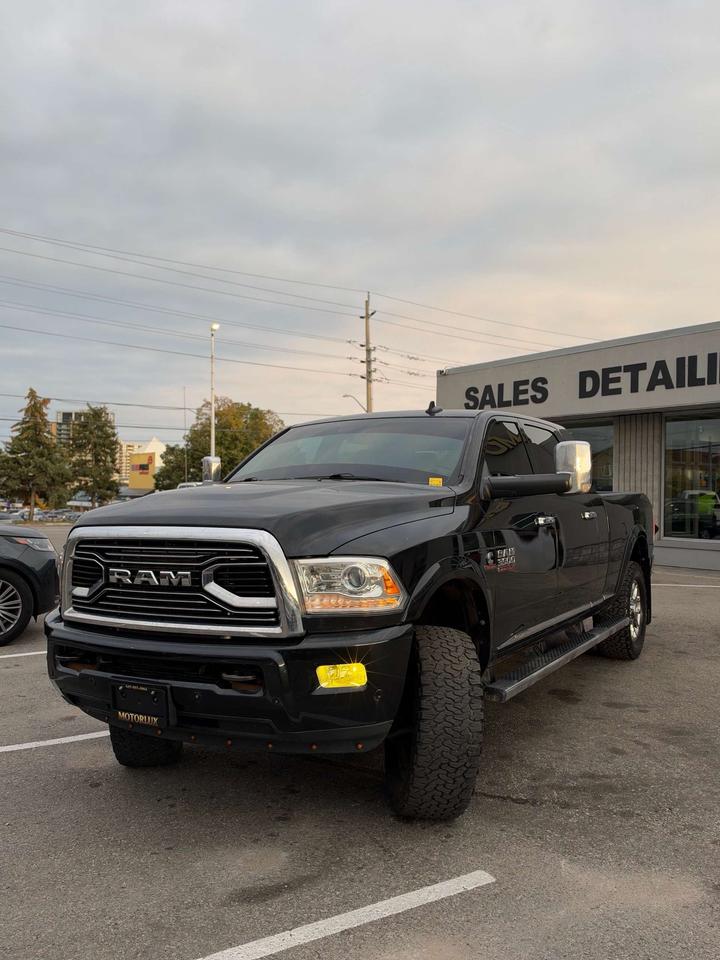 2018 RAM 3500 Limited 4x4 Mega Cab 6'4 box Photo