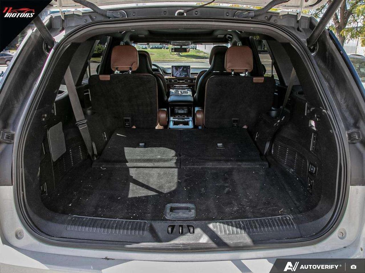 2022 Lincoln Aviator Reserve AWD   LOADED   NO ACCIDENTS Photo
