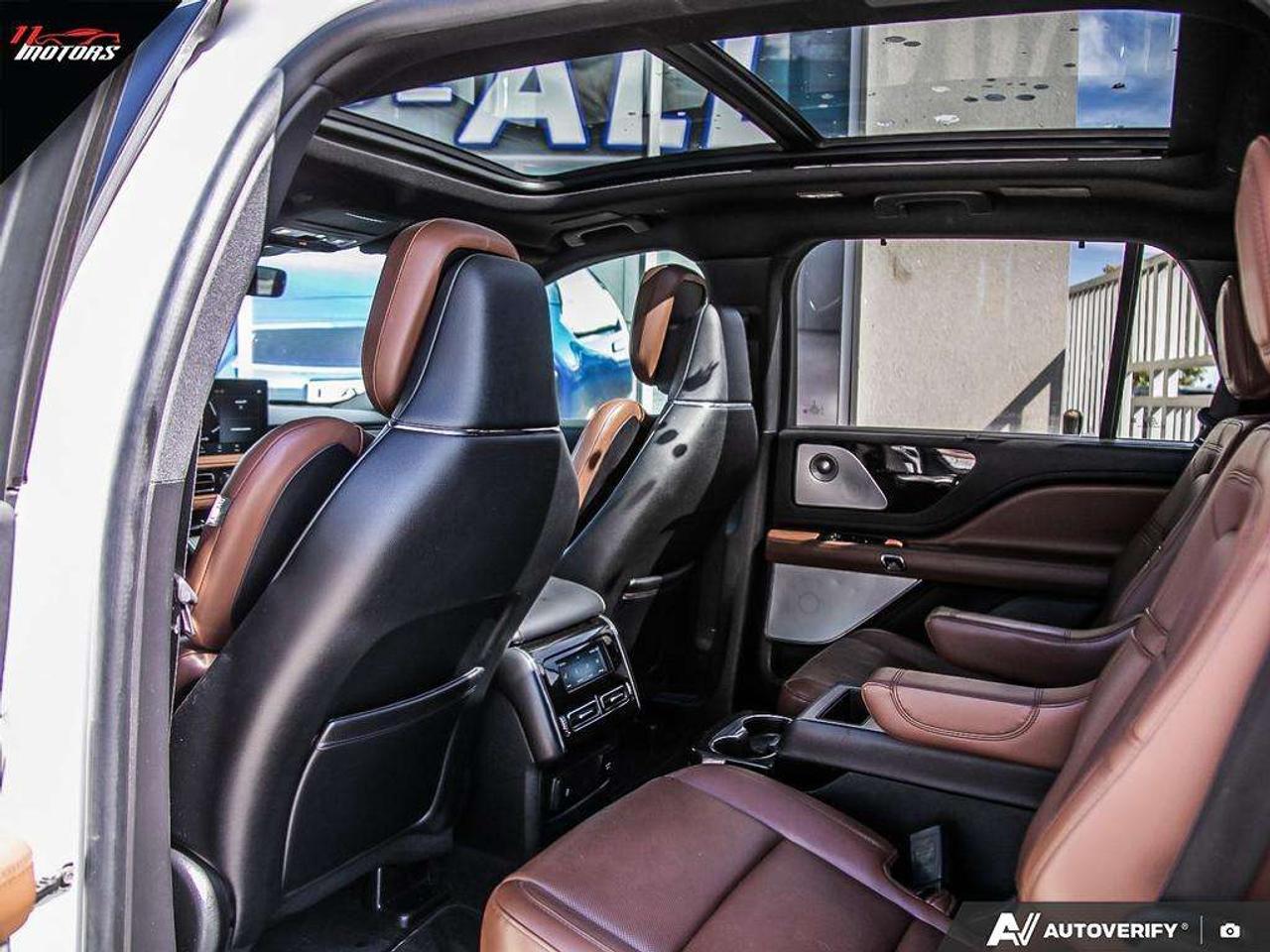 2022 Lincoln Aviator Reserve AWD   LOADED   NO ACCIDENTS Photo