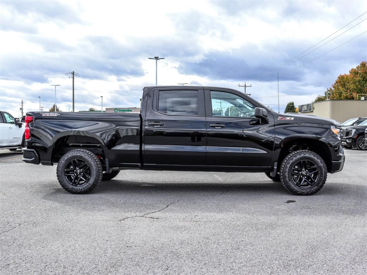 2026 Chevrolet Silverado 1500 Crew Cab Standard Box 4-Wheel Drive Custom Trail Boss Photo4