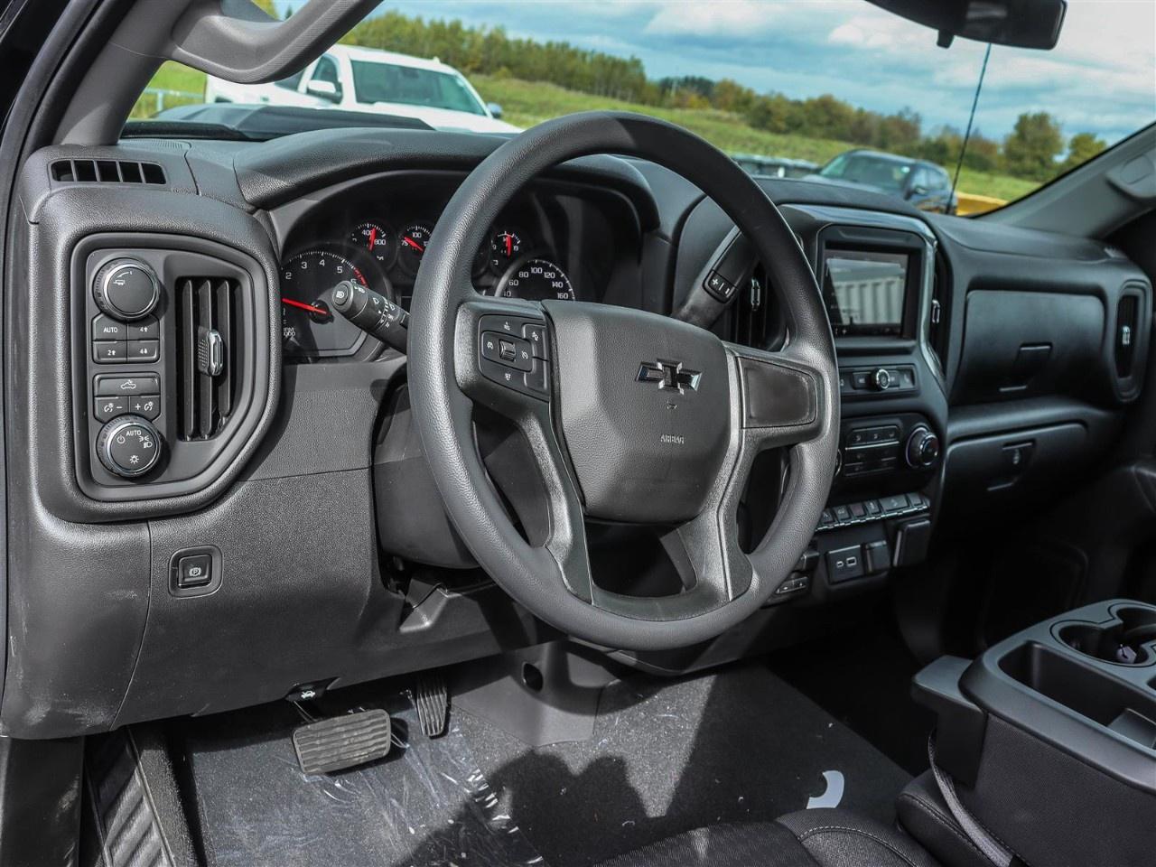2026 Chevrolet Silverado 1500 Crew Cab Standard Box 4-Wheel Drive Custom Trail Boss Photo