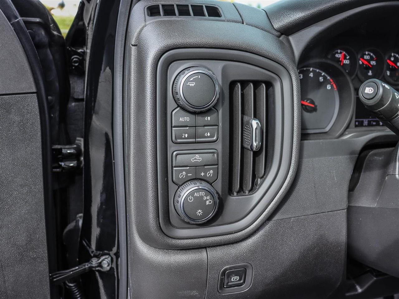 2026 Chevrolet Silverado 1500 Crew Cab Standard Box 4-Wheel Drive Custom Trail Boss Photo