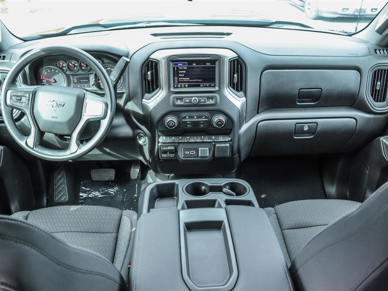 2026 Chevrolet Silverado 1500 Crew Cab Standard Box 4-Wheel Drive Custom Trail Boss Photo