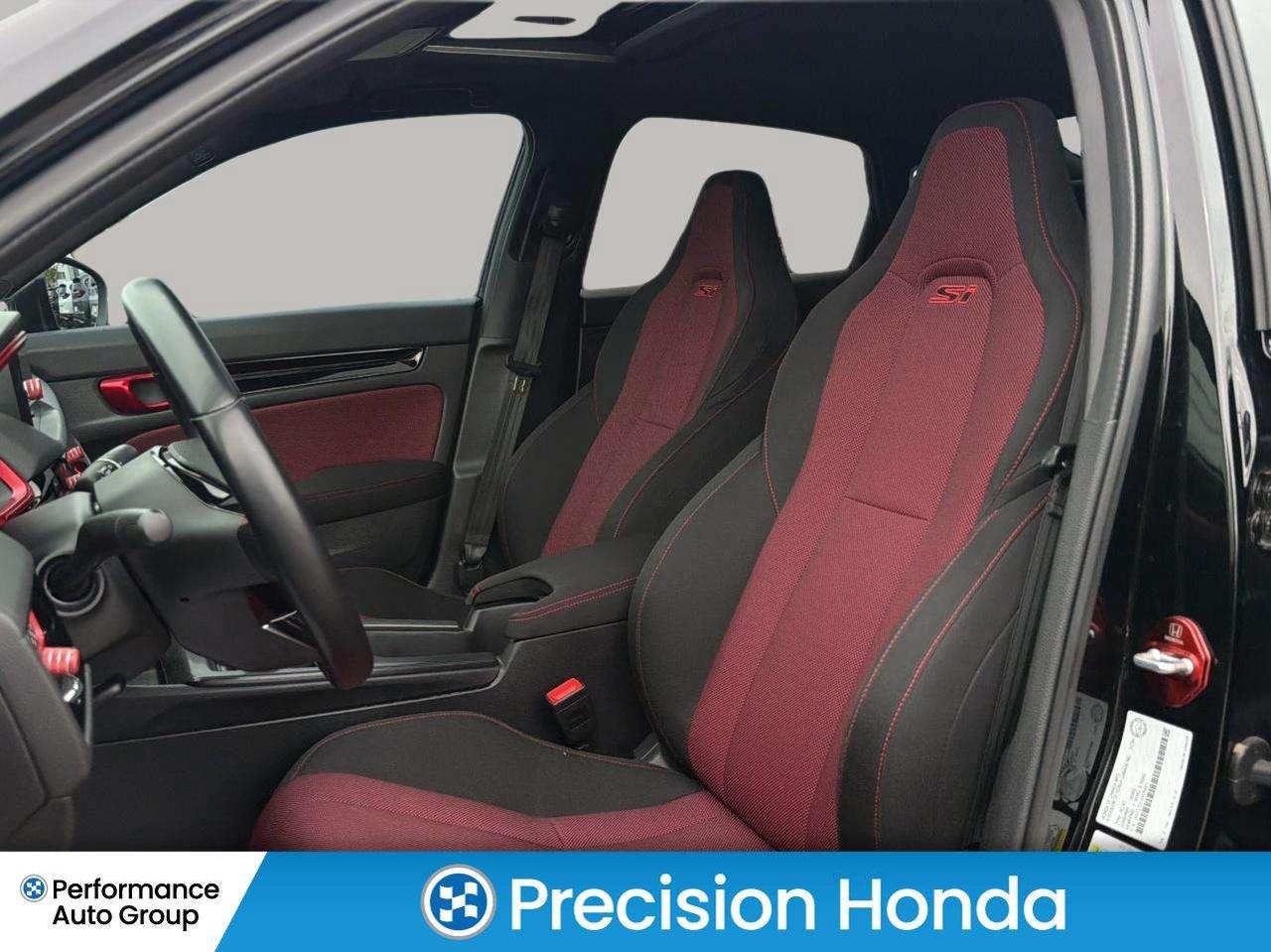 2025 Honda Civic SI Alloy Wheels Apple Carplay Heated Seats Photo
