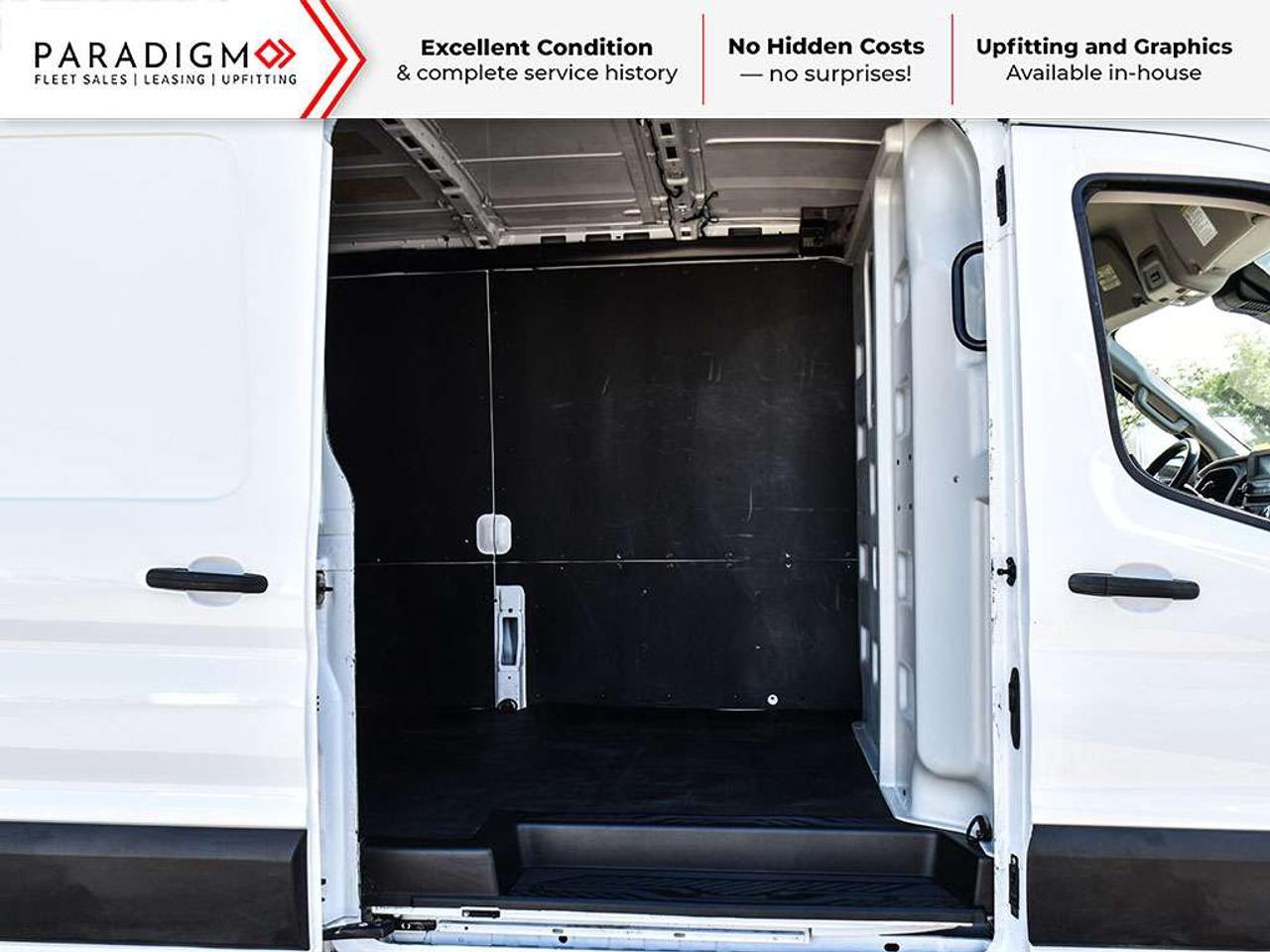 2024 Ford Transit Cargo Van T-250 148" MED ROOF RWD Photo