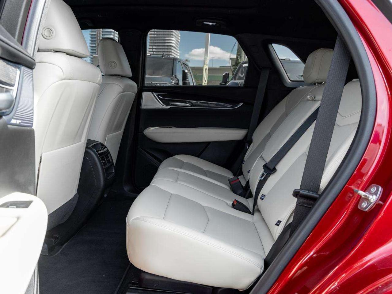 2024 Cadillac XT5 AWD 4dr Sport Photo