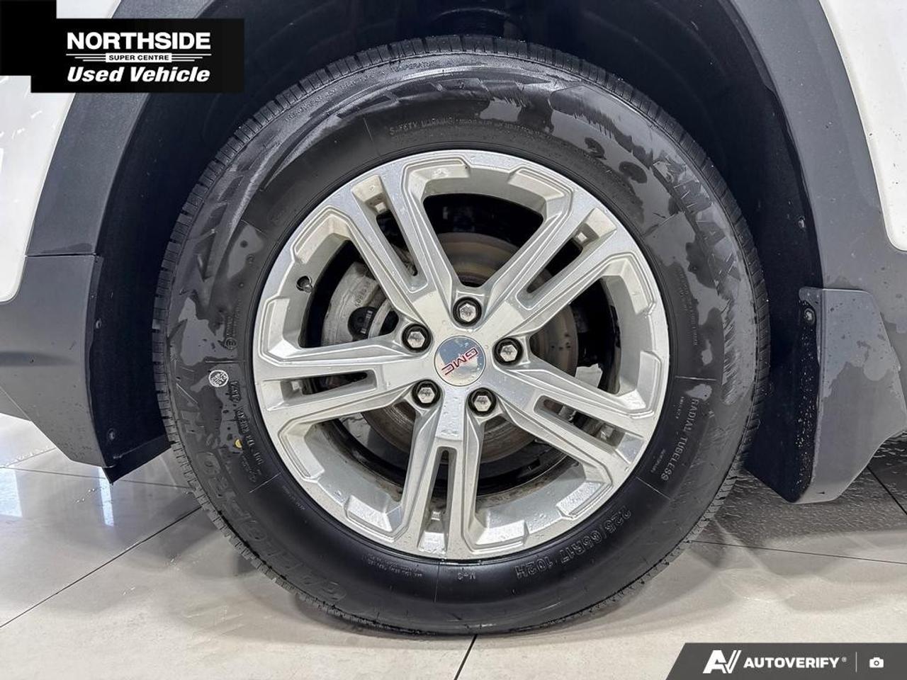 2023 GMC Terrain AWD SLE Photo
