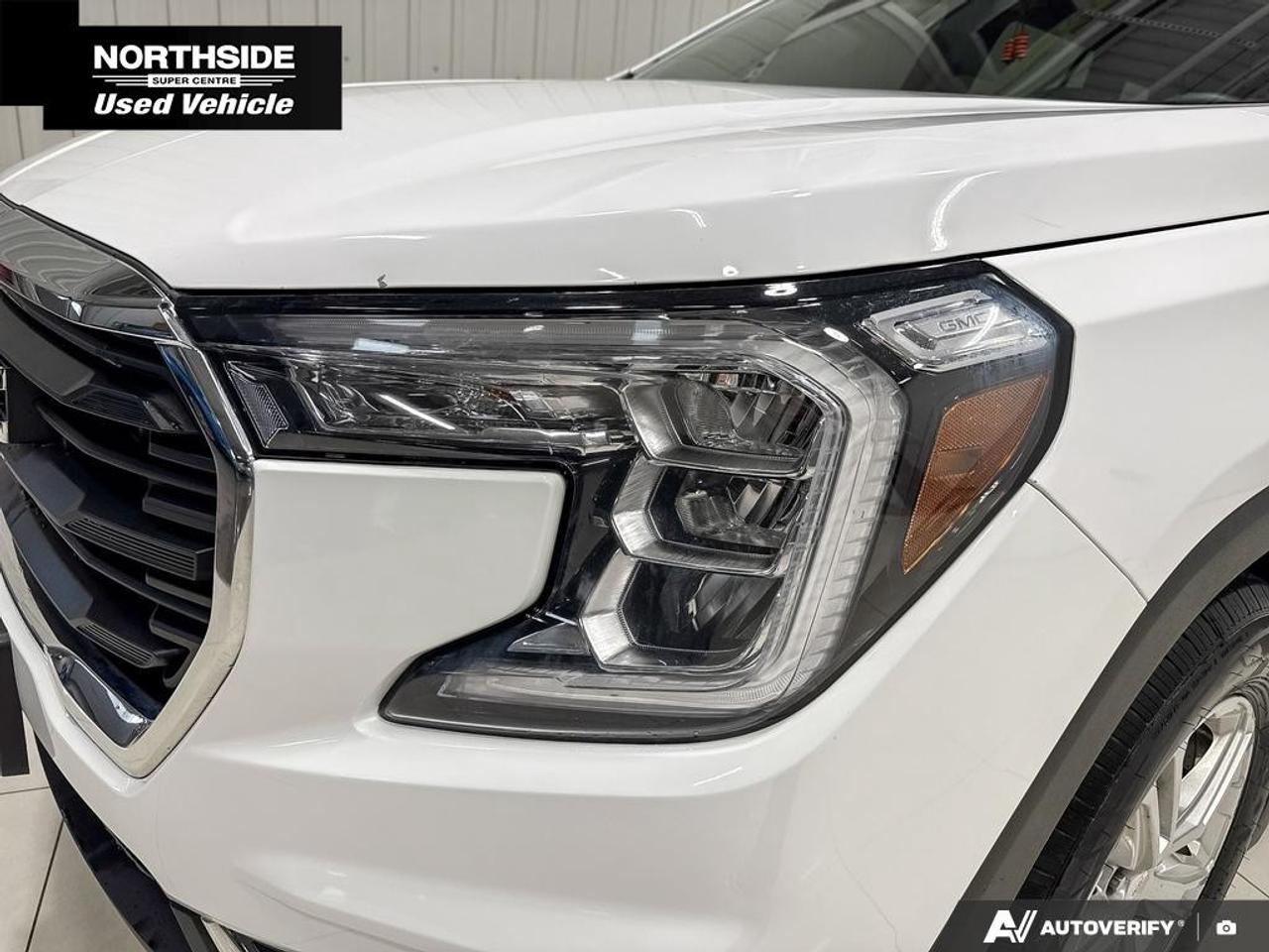 2023 GMC Terrain AWD SLE Photo