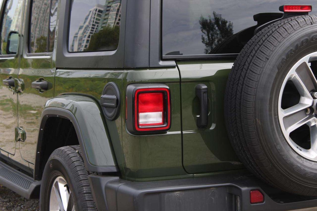 2021 Jeep Wrangler Sahara Unlimited 4x4  SiriusXM ReverseCamera SideS Photo
