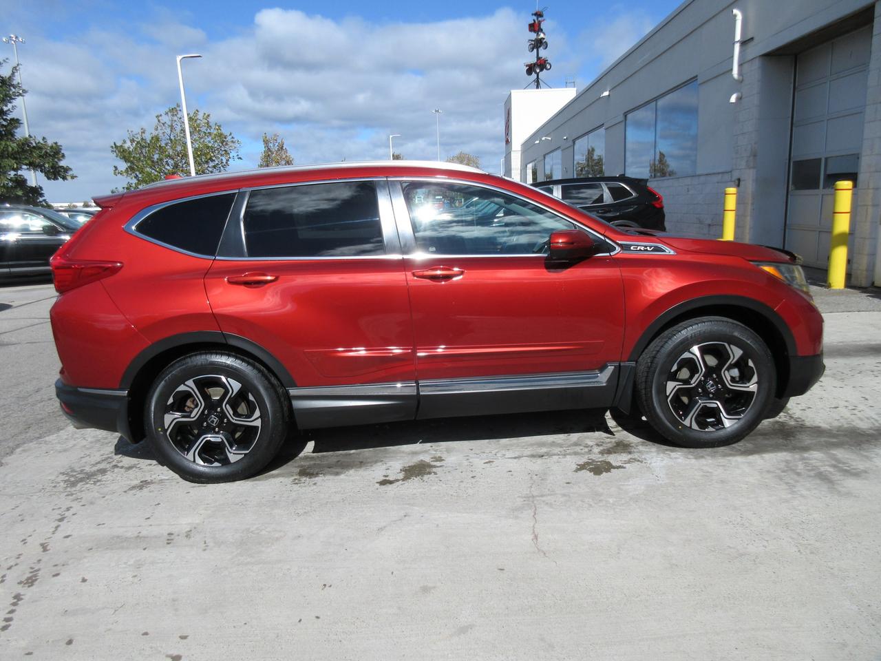 2017 Honda CR-V Touring 4dr All-wheel Drive Photo