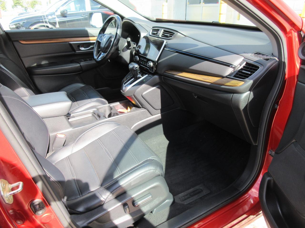 2017 Honda CR-V Touring 4dr All-wheel Drive Photo