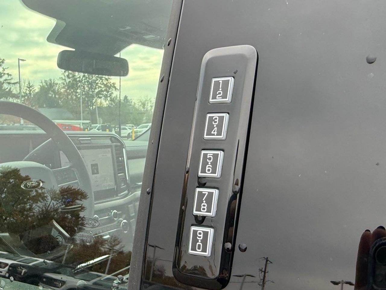 2026 Ford SUPER DUTY F-250 SRW  Photo