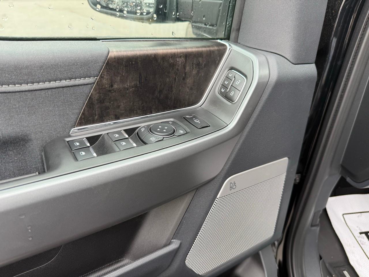 2026 Ford SUPER DUTY F-250 SRW  Photo