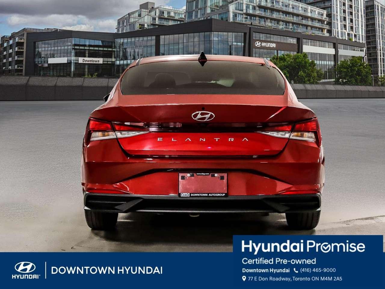 2022 Hyundai Elantra Preferred IVT w/Sun & Tech Package Photo3