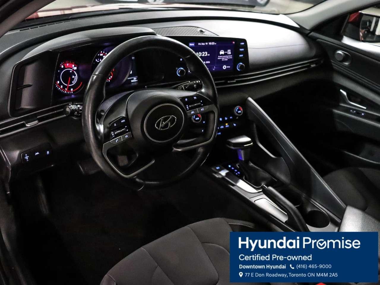 2022 Hyundai Elantra Preferred IVT w/Sun & Tech Package Photo