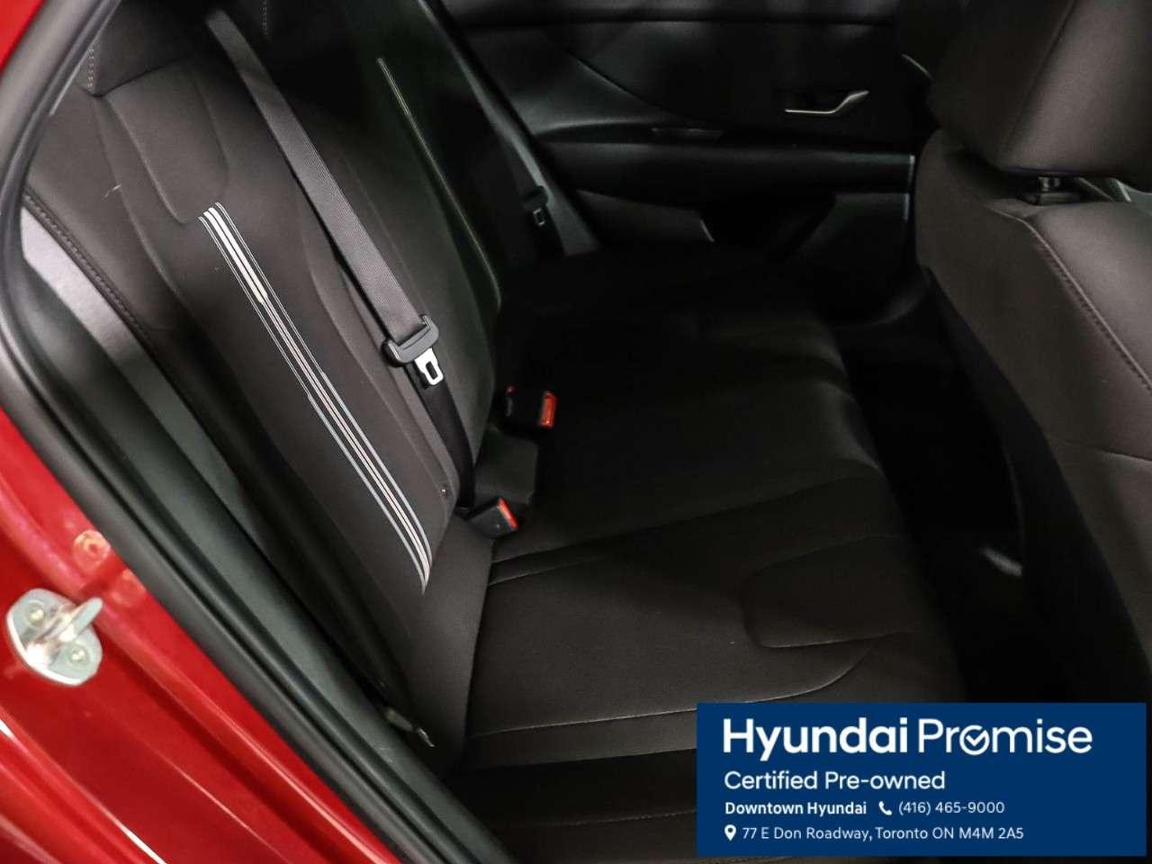 2022 Hyundai Elantra Preferred IVT w/Sun & Tech Package Photo