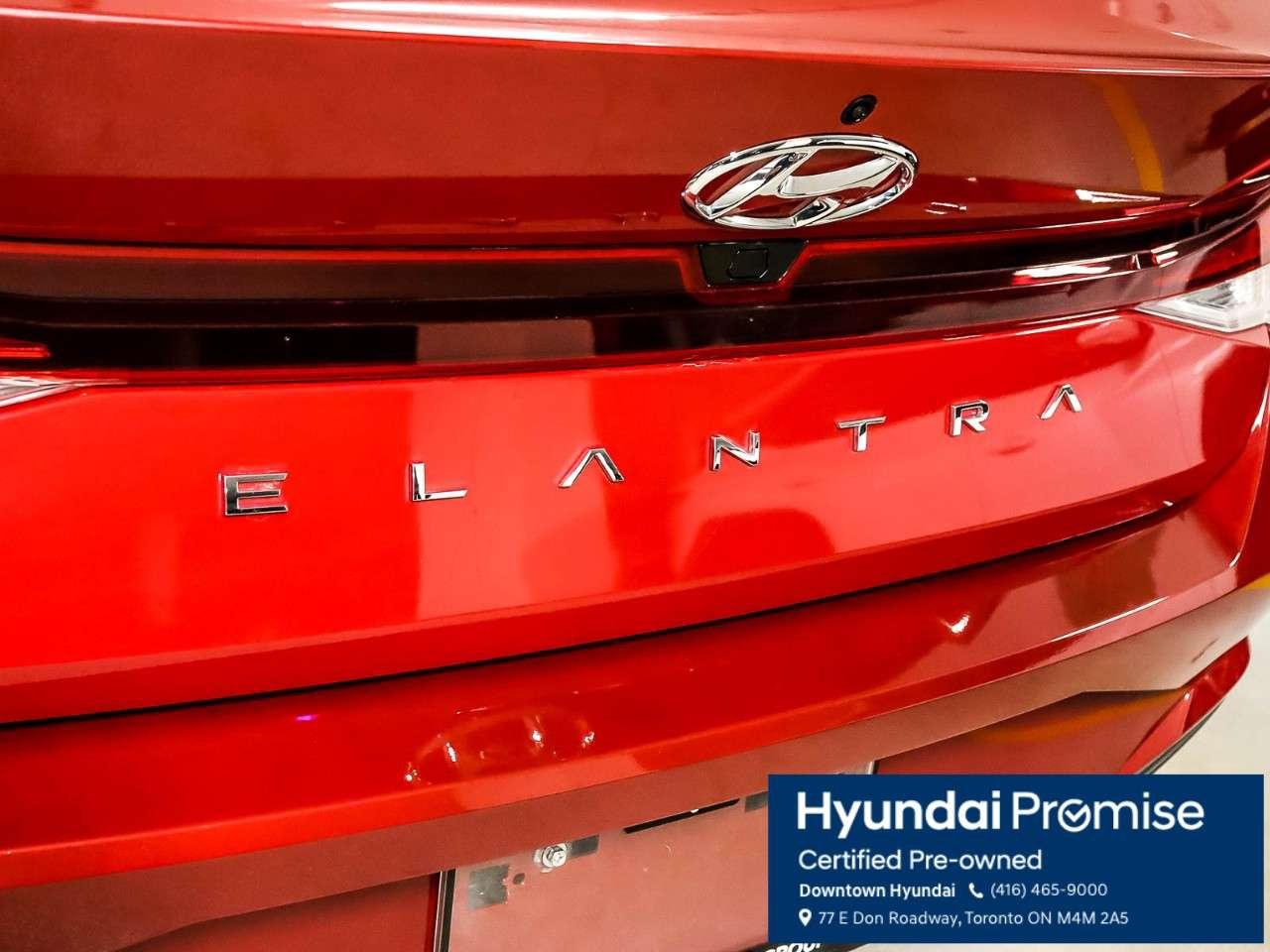 2022 Hyundai Elantra Preferred IVT w/Sun & Tech Package Photo