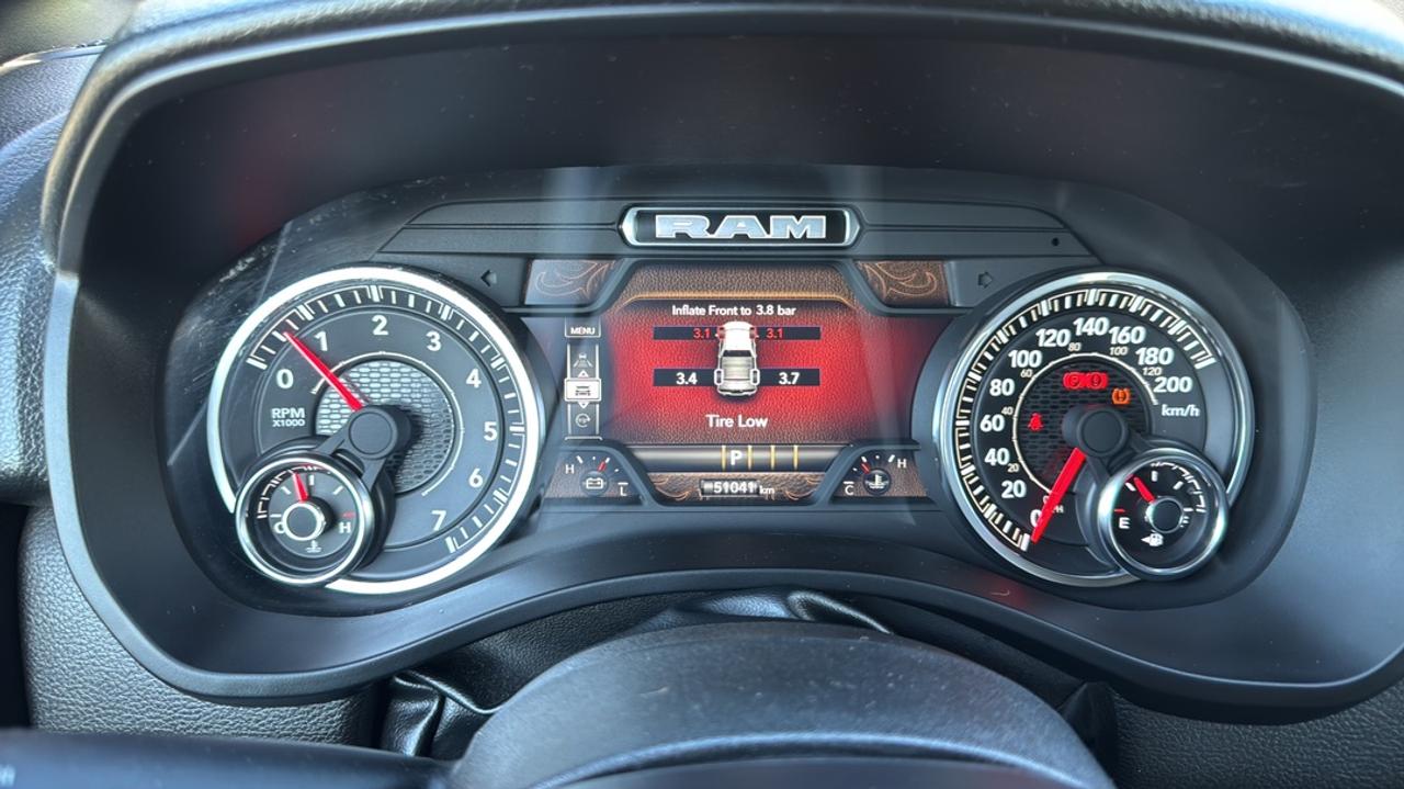2025 RAM 1500 Crew Cab, 3.0L Hurricane, 3.55 Rear Axle Photo