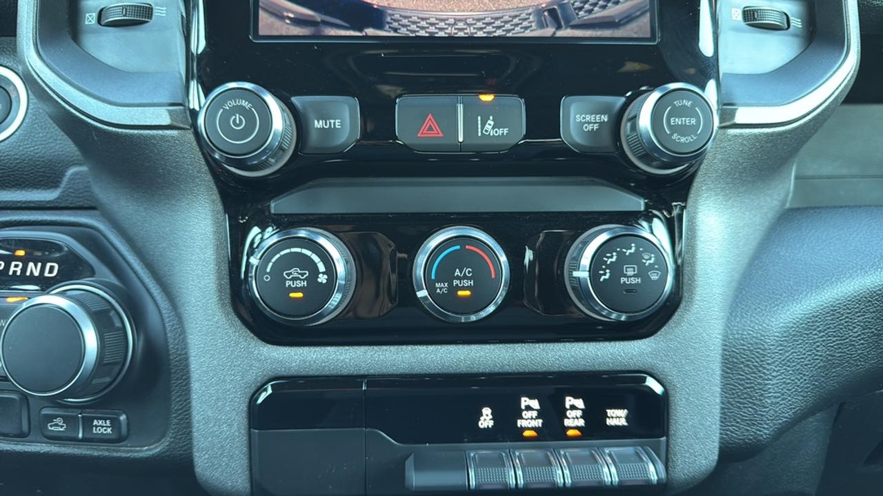 2025 RAM 1500 Crew Cab, 3.0L Hurricane, 3.55 Rear Axle Photo