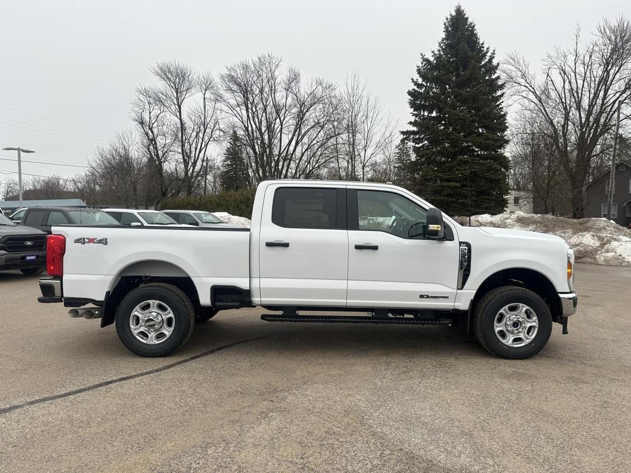 2026 Ford SUPER DUTY F-250 SRW  Photo3