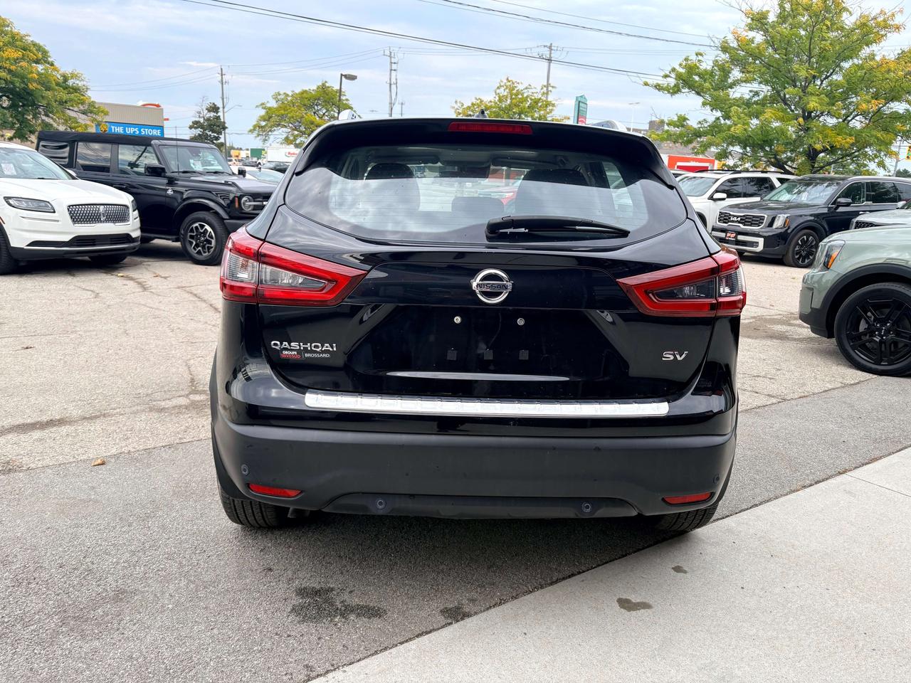 2022 Nissan Qashqai SV FWD   WOW KMS   Sunroof   Htd Cloth   Remote St Photo