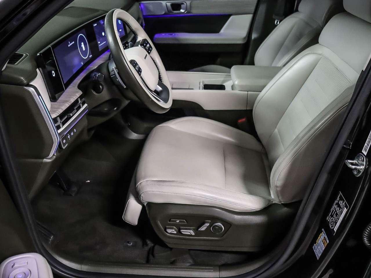 2024 Hyundai Santa Fe Ultimate Calligraphy AWD w/Beige Interior Photo
